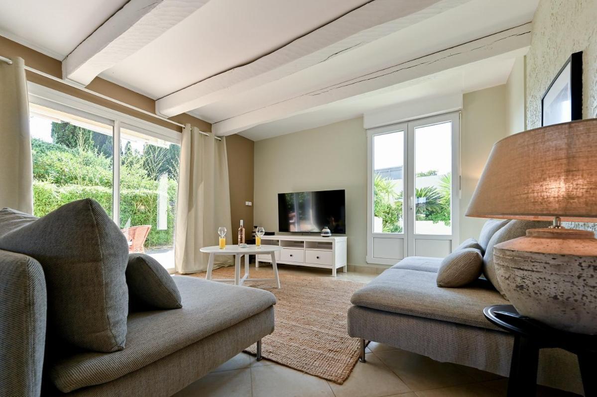 Residence La Menado Cavalaire-sur-Mer Eksteriør billede