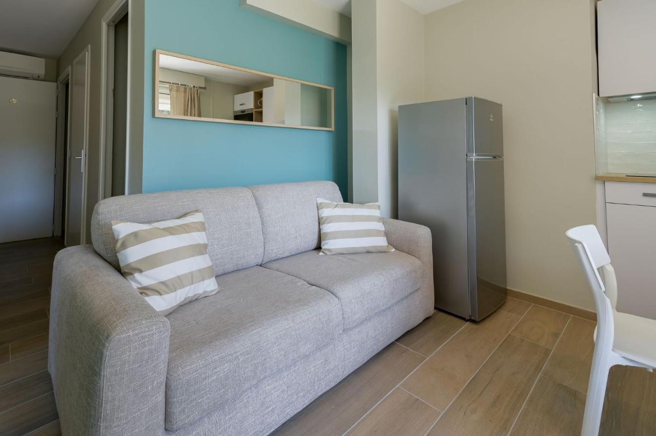 Residence La Menado Cavalaire-sur-Mer Eksteriør billede