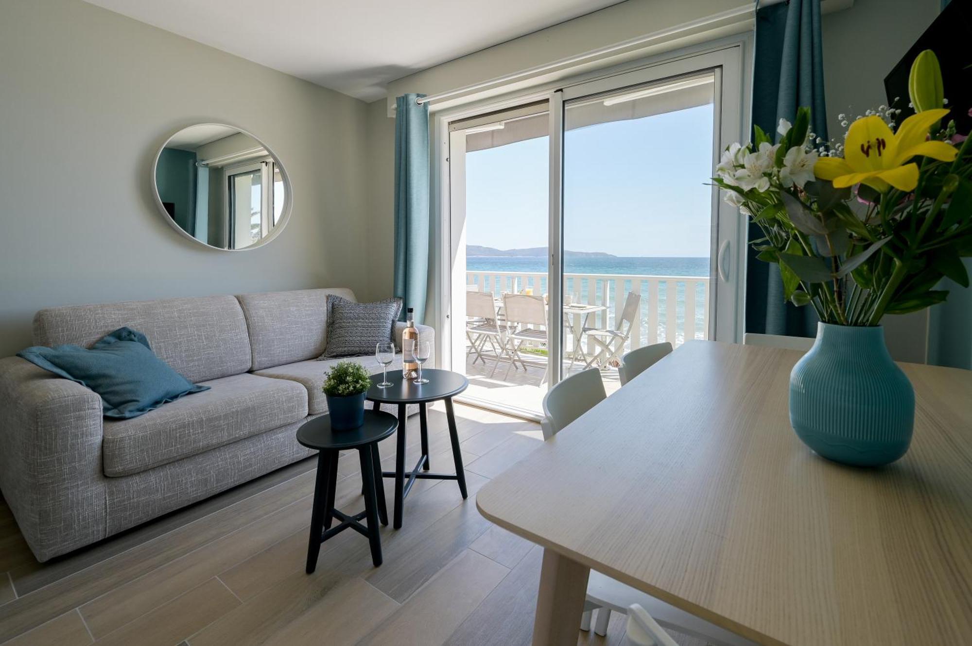 Residence La Menado Cavalaire-sur-Mer Eksteriør billede